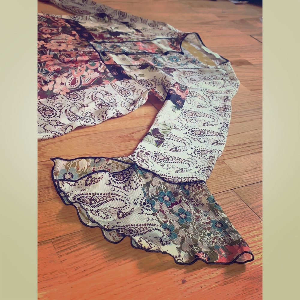 Zara bell sleeved top